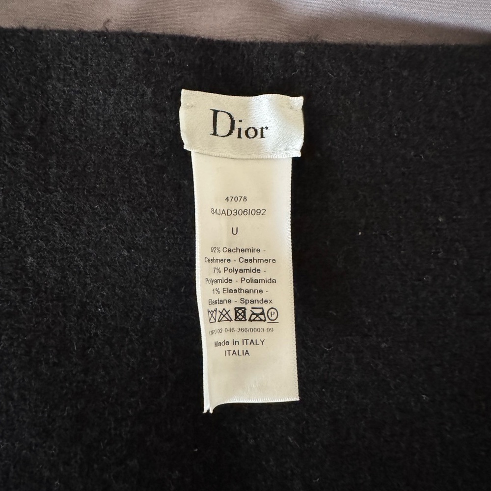 Dior Black Scarf with Cream Christian Dior Logo Band - Picture 6 of 6